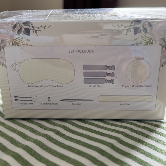 Bride Essentials Kit - Picture 2 of 3